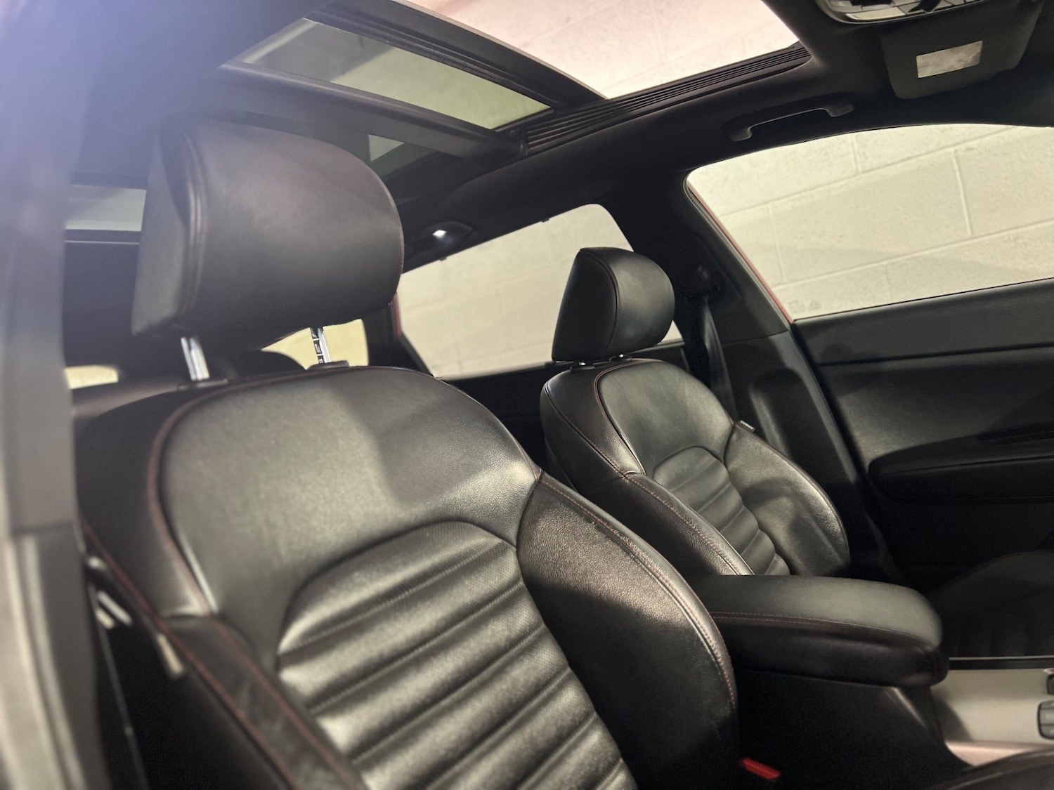 Used Kia Optima 2016 for sale - 76991182: Photo 8