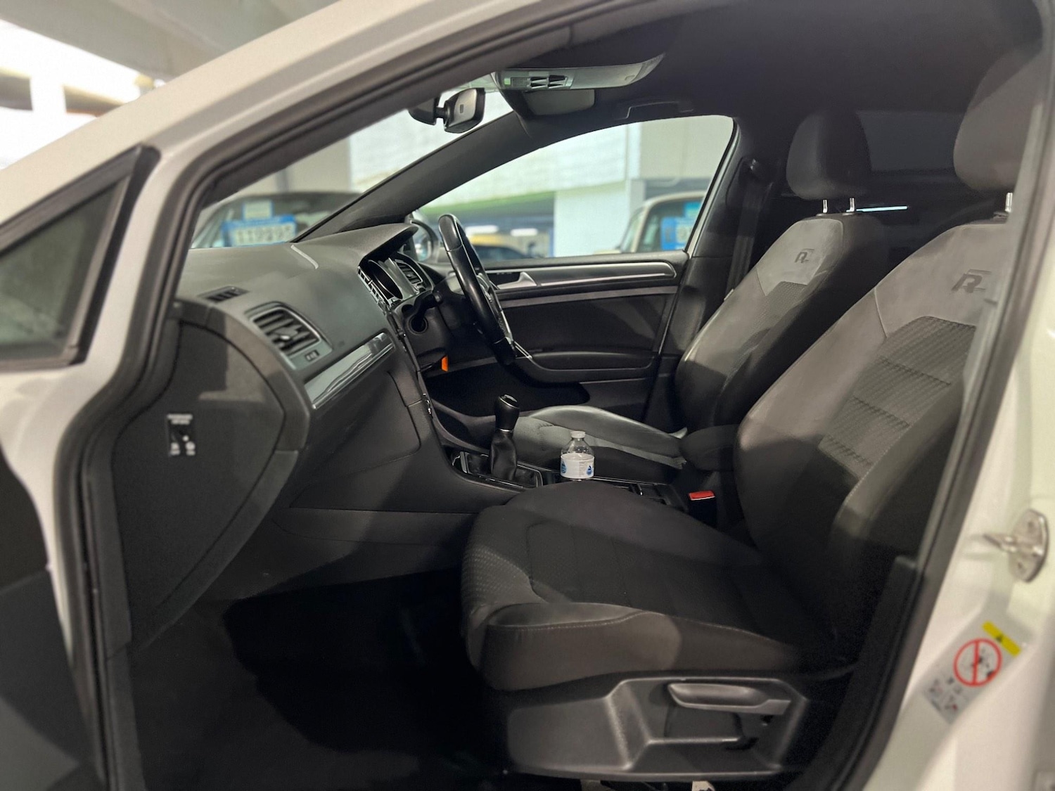 Used Volkswagen Golf 2018 for sale - 76992621: Photo 9