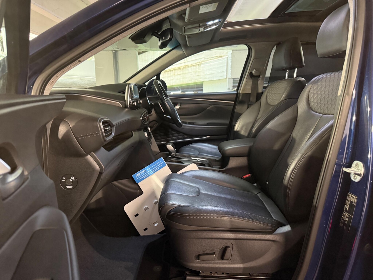 Used Hyundai Santa Fe 2019 for sale - 76987904: Photo 10