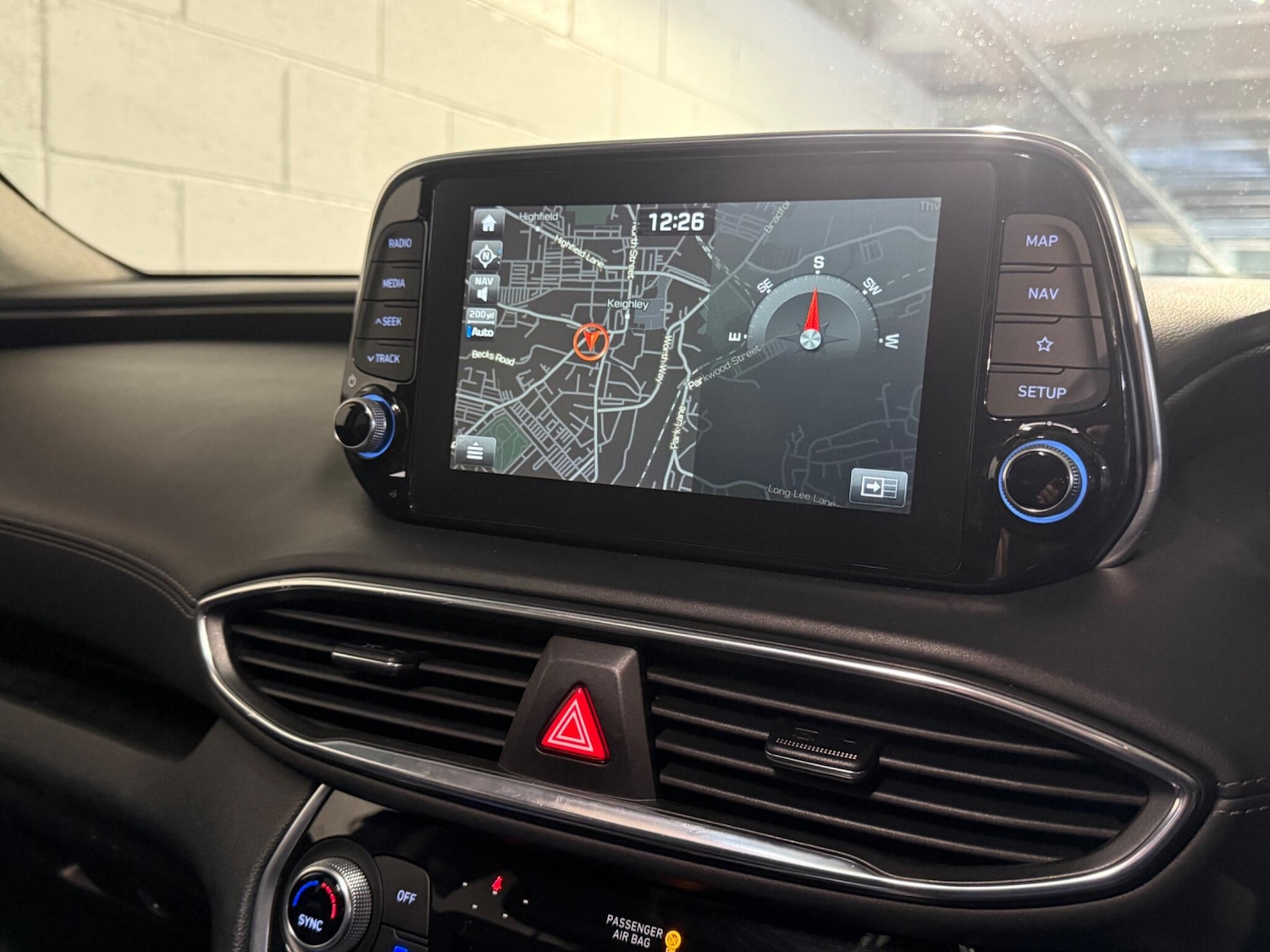 Used Hyundai Santa Fe 2019 for sale - 76987904: Photo 19