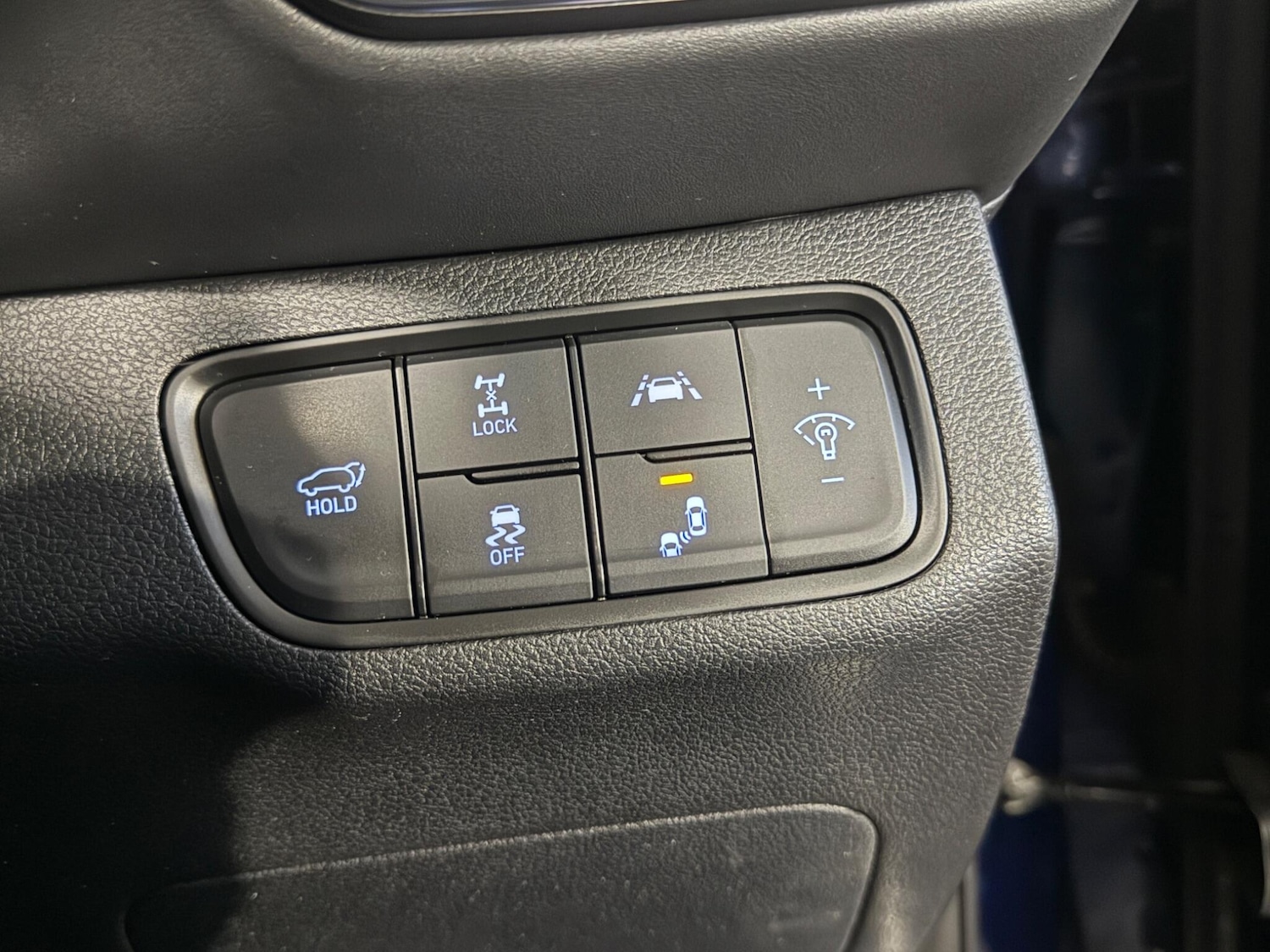 Used Hyundai Santa Fe 2019 for sale - 76987904: Photo 21