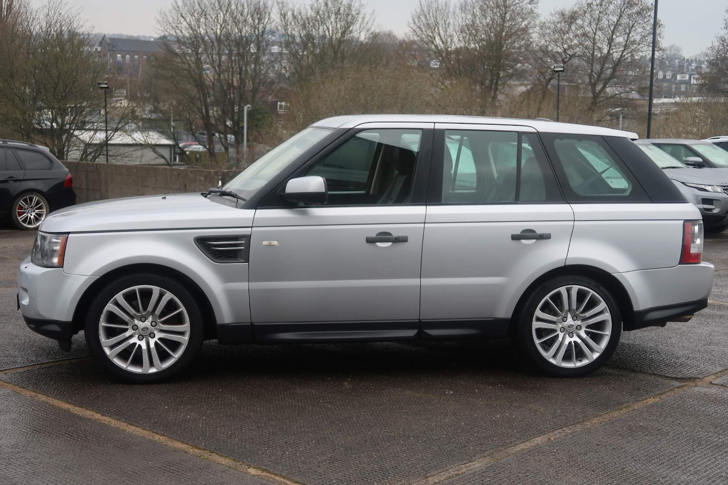 Used Land Rover Range Rover Sport 2011 for sale - 76993722: Photo 2