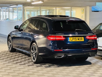 Used Mercedes-Benz E Class 2019 for sale - 76701566: Photo