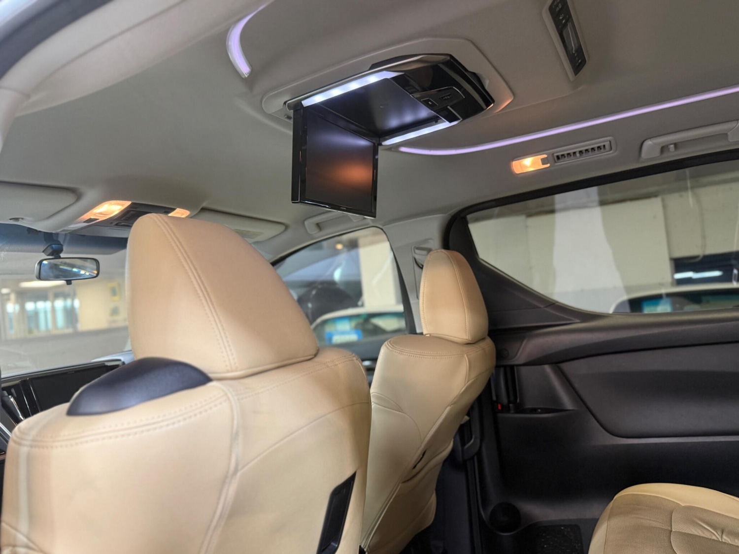 Used Toyota Vellfire for sale - 77345188: Photo 14