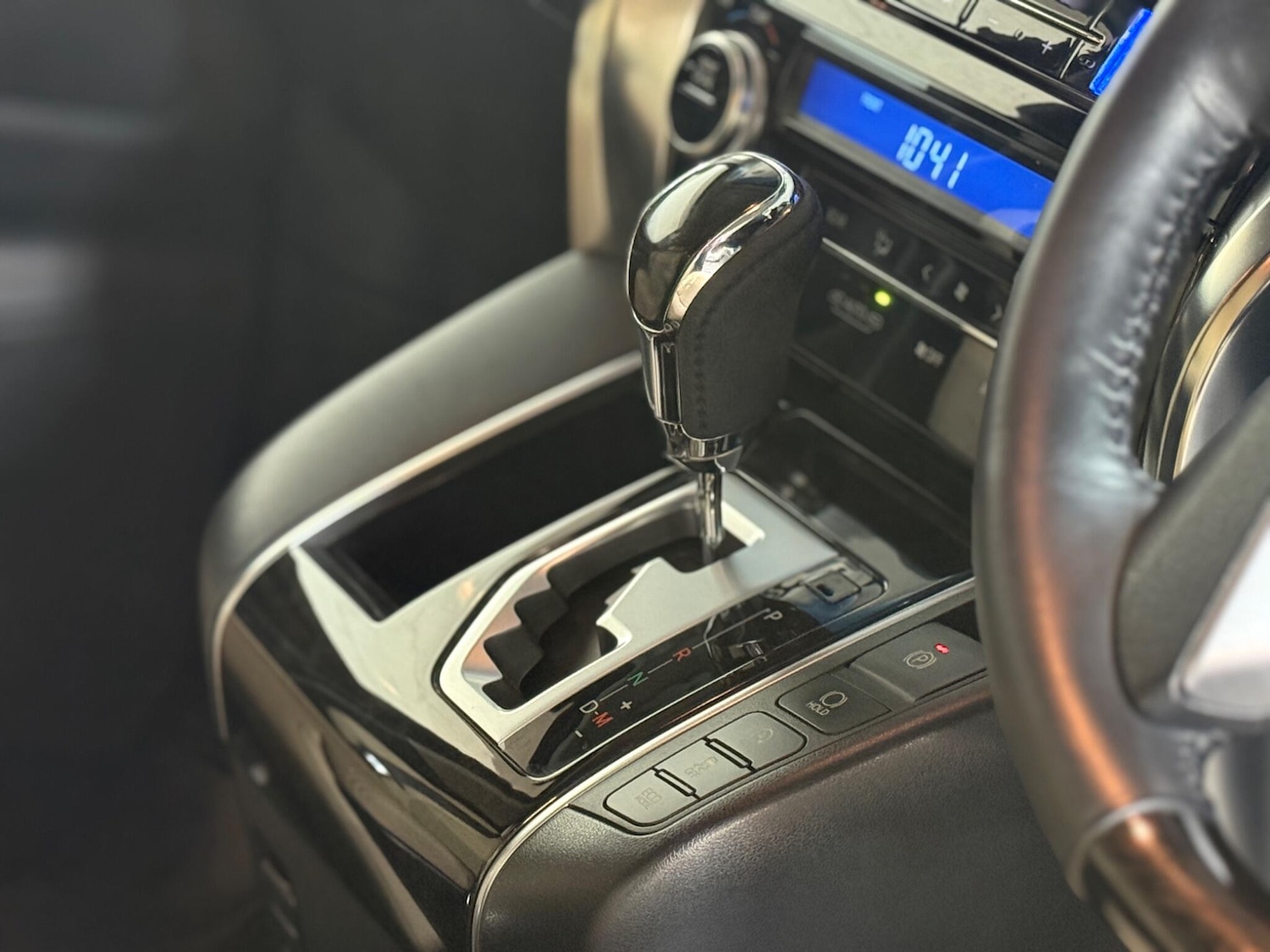 Used Toyota Vellfire for sale - 77345188: Photo 18