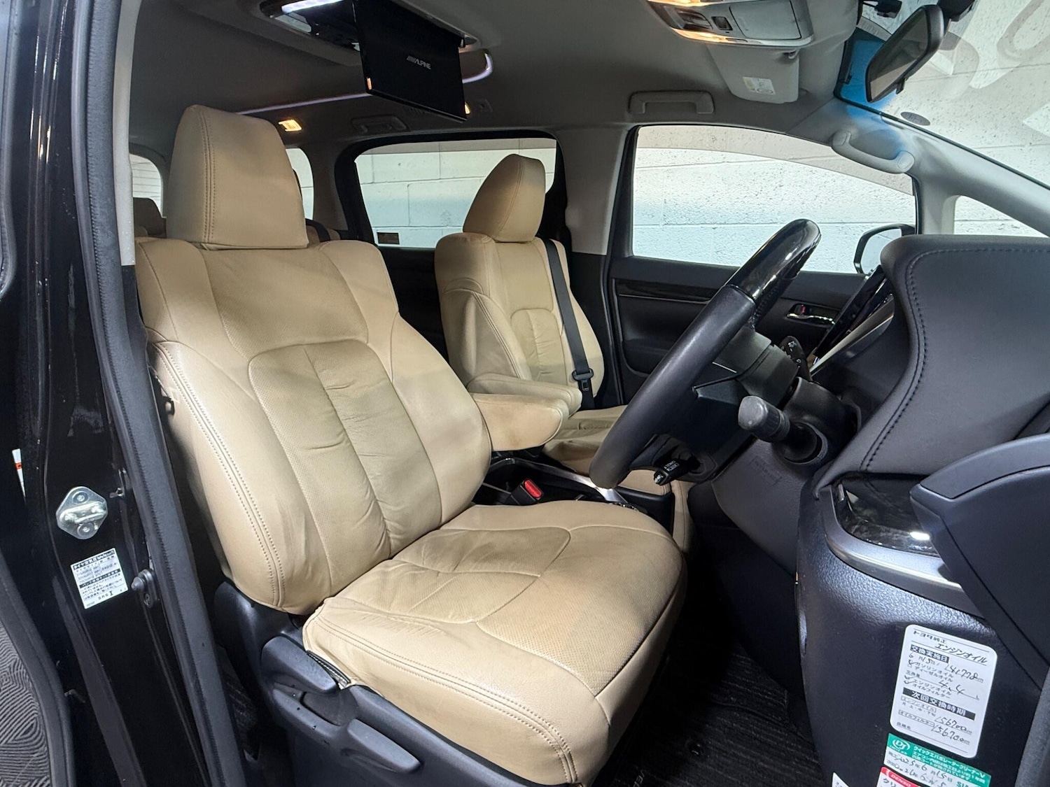 Used Toyota Vellfire for sale - 77345188: Photo 8