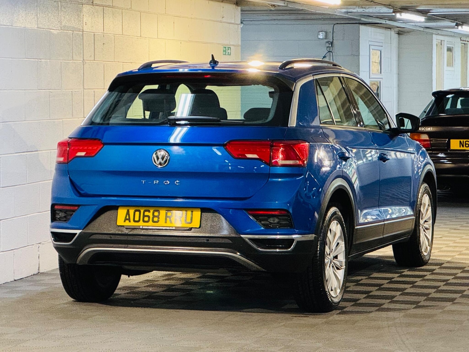Used Volkswagen T-Roc 2018 for sale - 76976787: Photo 4