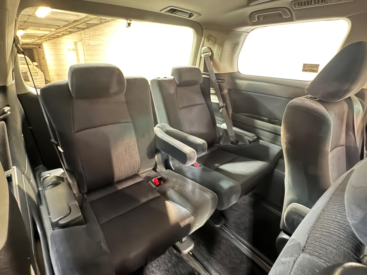 Used Toyota Vellfire for sale - 77352109: Photo 13