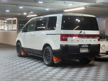 Used Mitsubishi Delica 2011 for sale - 78347736: Photo