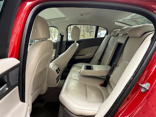 Used Jaguar XE 2016 for sale - 75532856: Photo 12