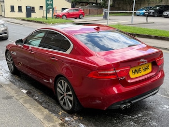 Used Jaguar XE 2016 for sale - 75532856: Photo