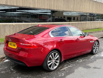 Used Jaguar XE 2016 for sale - 75532856: Photo