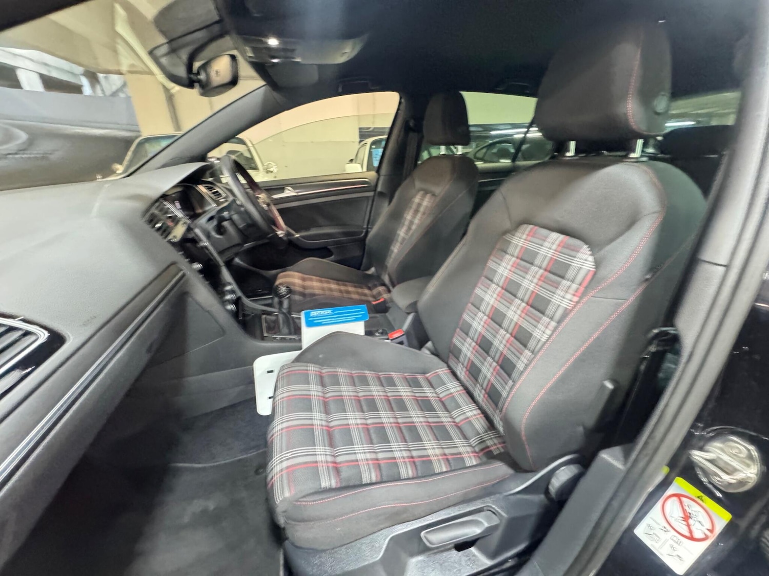 Used Volkswagen Golf 2017 for sale - 77658062: Photo 10