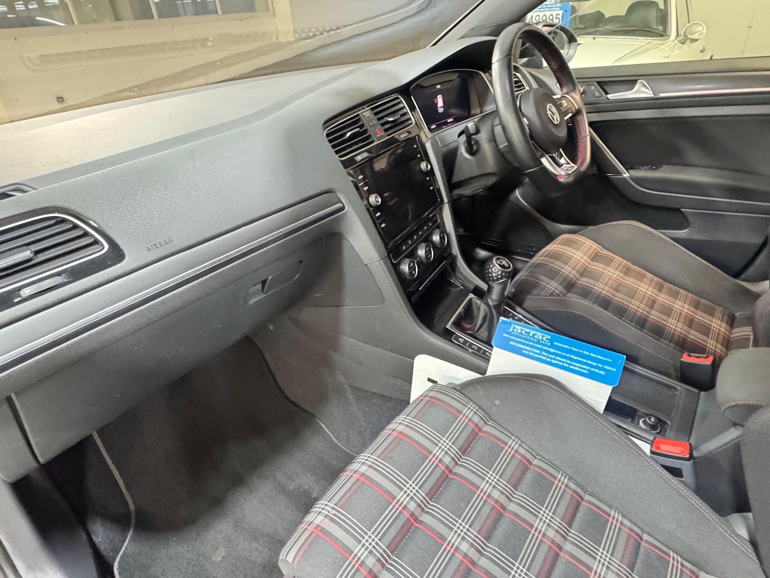 Used Volkswagen Golf 2017 for sale - 77658062: Photo 11