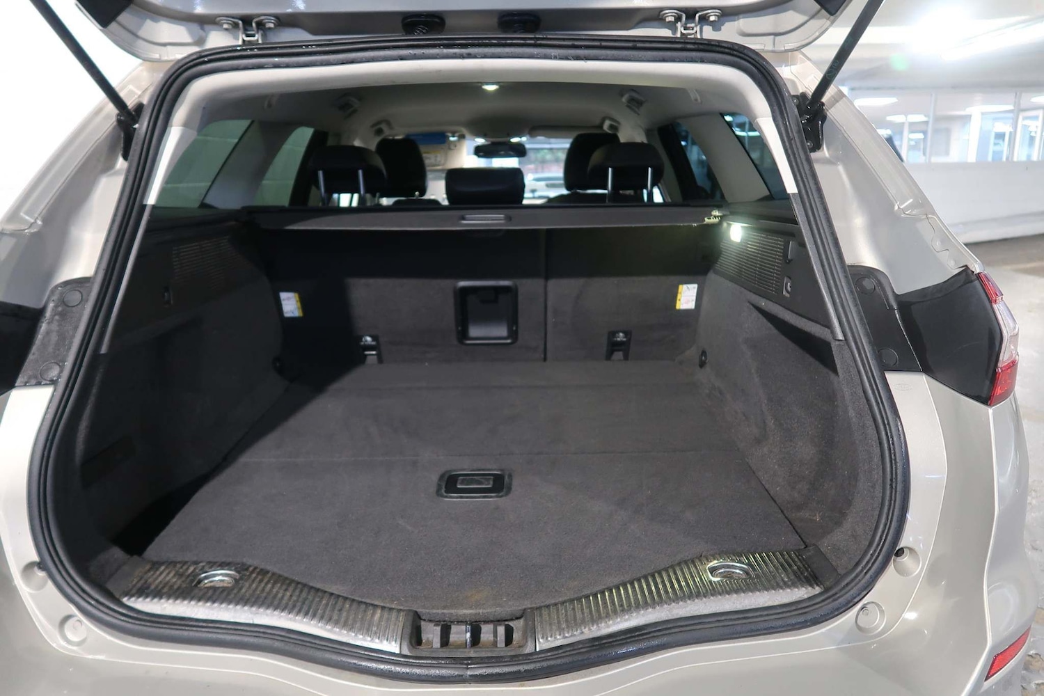 Used Ford Mondeo 2016 for sale - 76988129: Photo 13