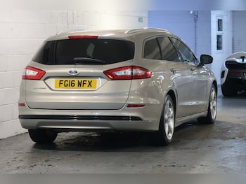Used Ford Mondeo 2016 for sale - 76988129: Photo