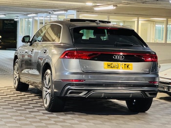 Used Audi Q8 2019 for sale - 77131437: Photo