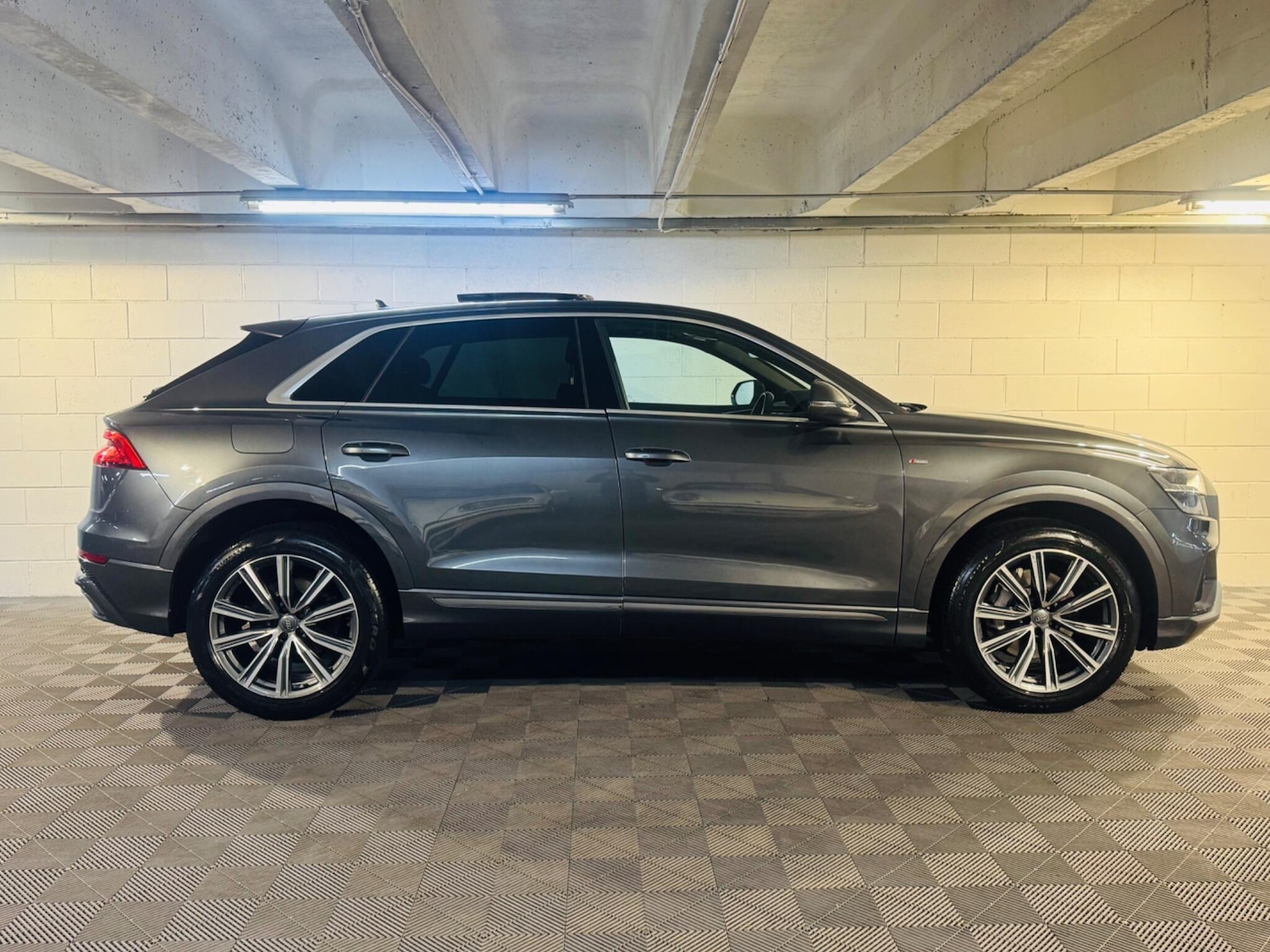 Used Audi Q8 2019 for sale - 77131437: Photo 5
