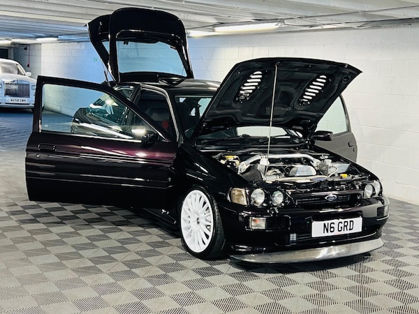 Used Ford Escort 1995 for sale - 73133383: Photo 1