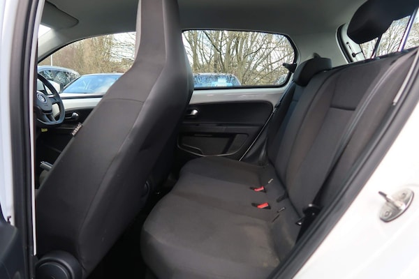 Used Volkswagen up! 2016 for sale - 73133384: Photo 10