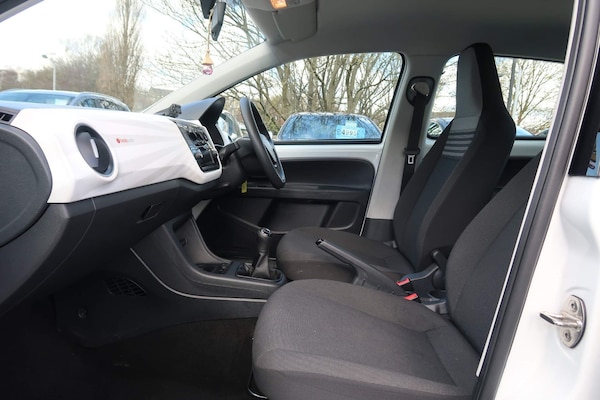 Used Volkswagen up! 2016 for sale - 73133384: Photo 12