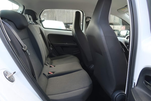 Used Volkswagen up! 2016 for sale - 73133384: Photo 9