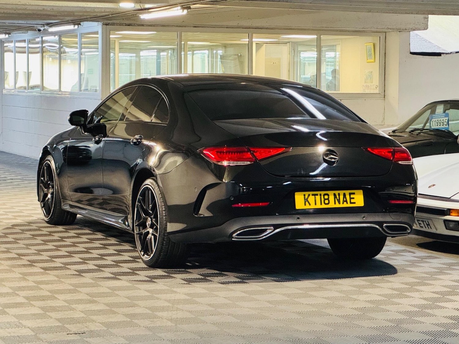 Used Mercedes-Benz CLS 2018 for sale - 76993872: Photo 3