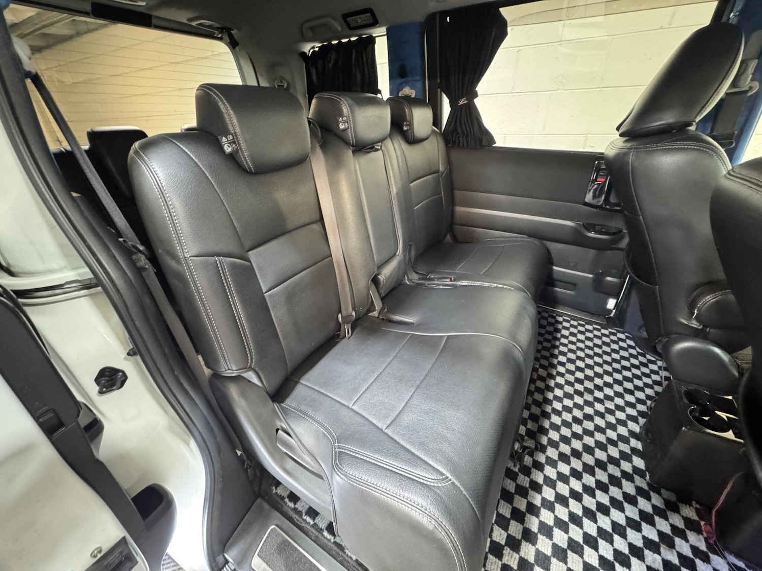 Used Honda Stepwagon for sale - 77344343: Photo 11