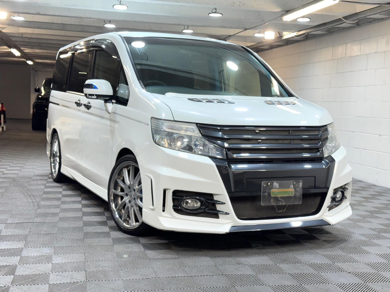 Used Honda Stepwagon for sale - 77344343: Photo 20