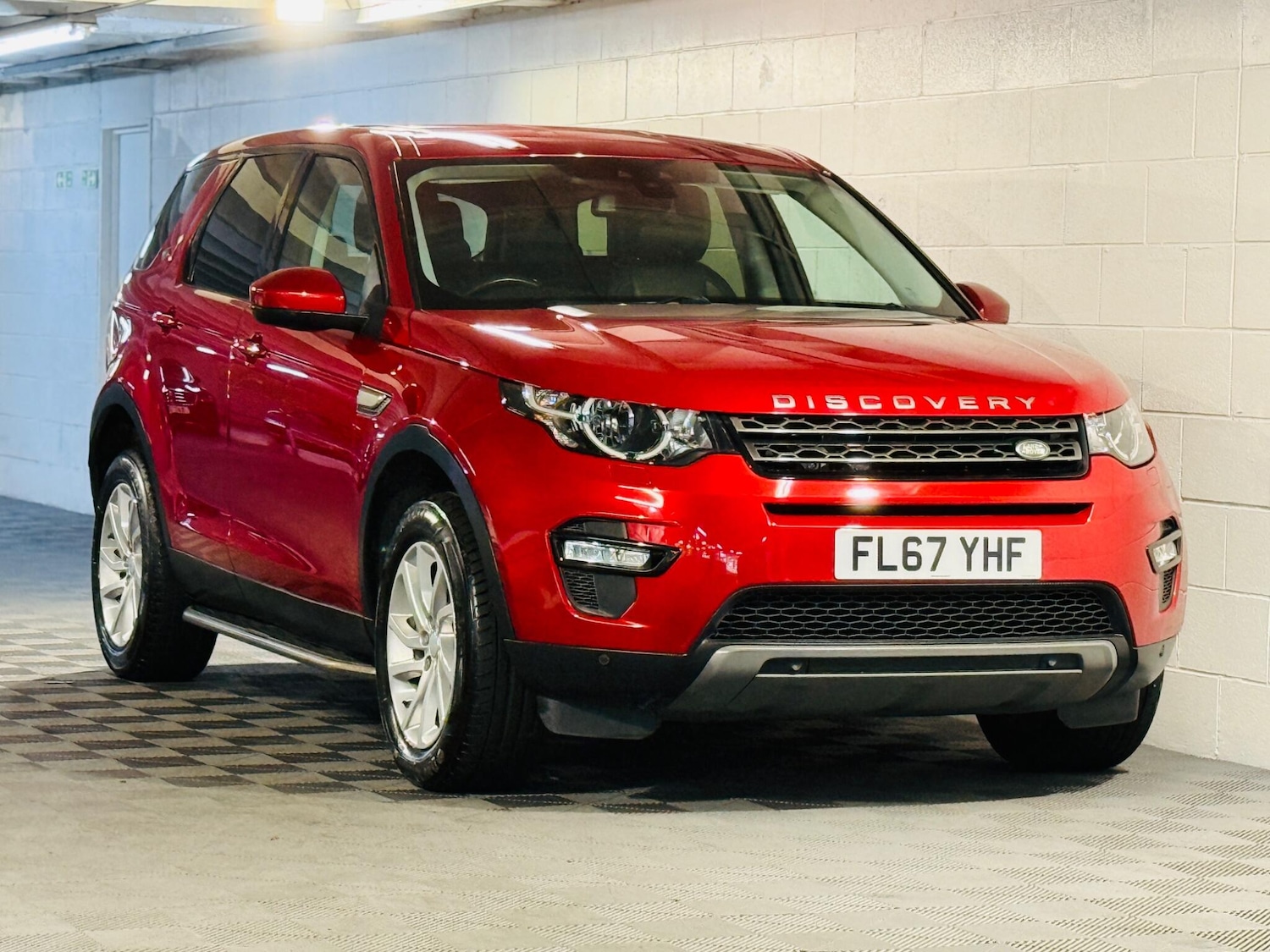 Used Land Rover Discovery Sport for sale - 76476422: Photo 1