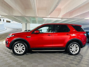 Used Land Rover Discovery Sport 2017 for sale - 76476422: Photo