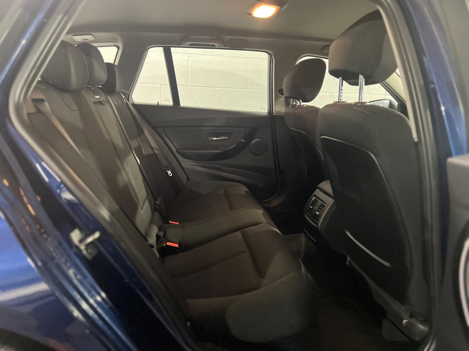 Used BMW 3 Series 2019 for sale - 76994429: Photo 11