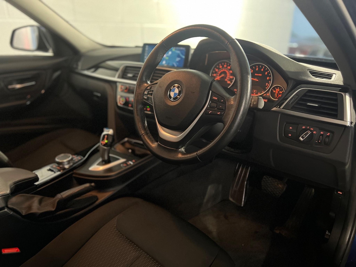 Used BMW 3 Series 2019 for sale - 76994429: Photo 8