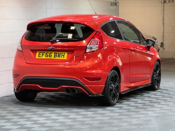 Used Ford Fiesta 2016 for sale - 78661787: Photo