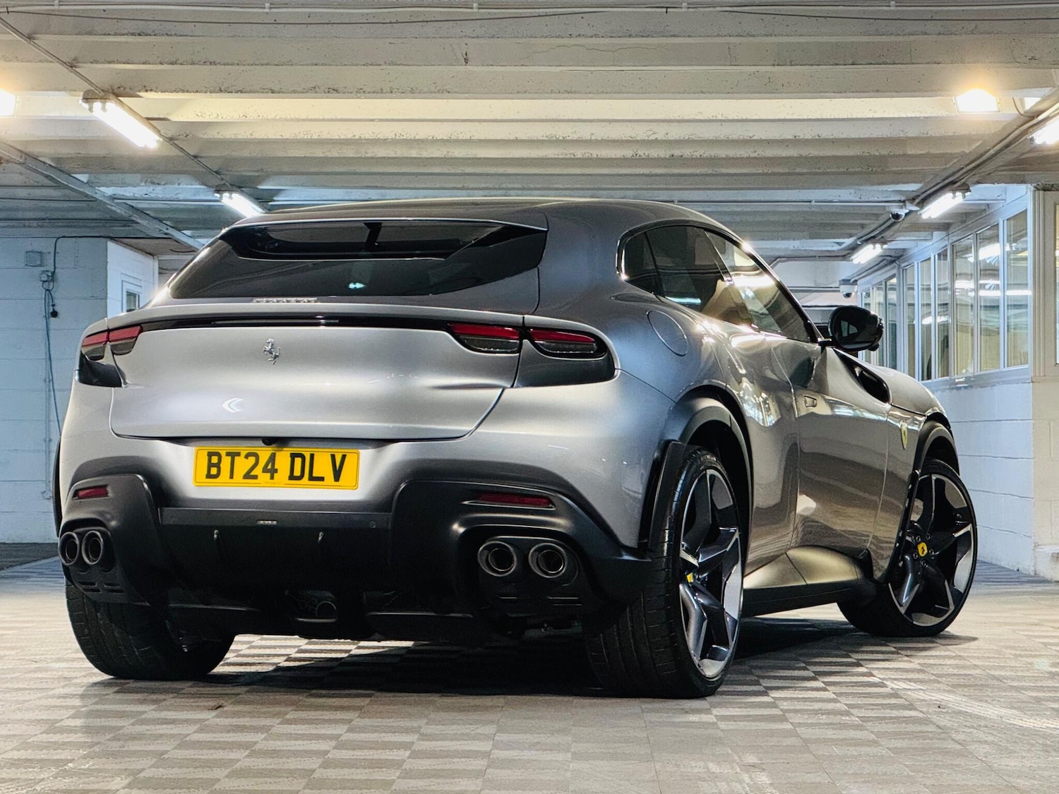 Used Ferrari Purosangue 2025 for sale - 76993185: Photo 4