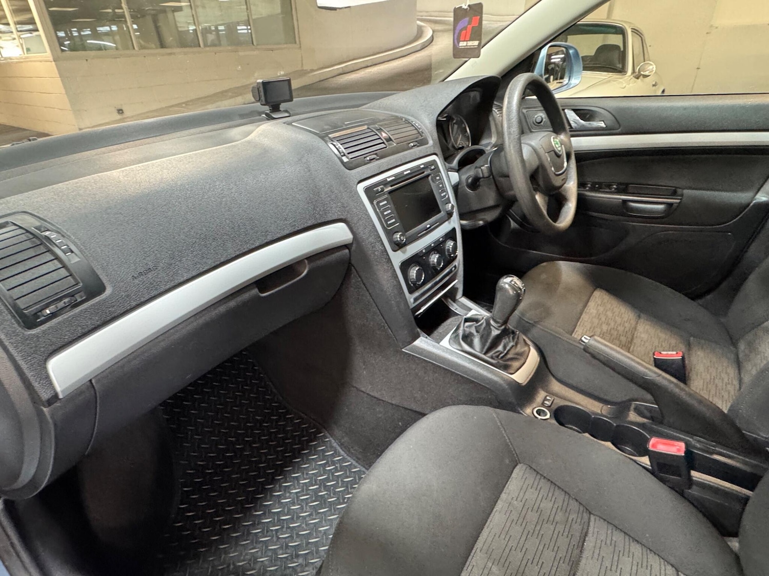 Used Skoda Octavia 2010 for sale - 77993086: Photo 11