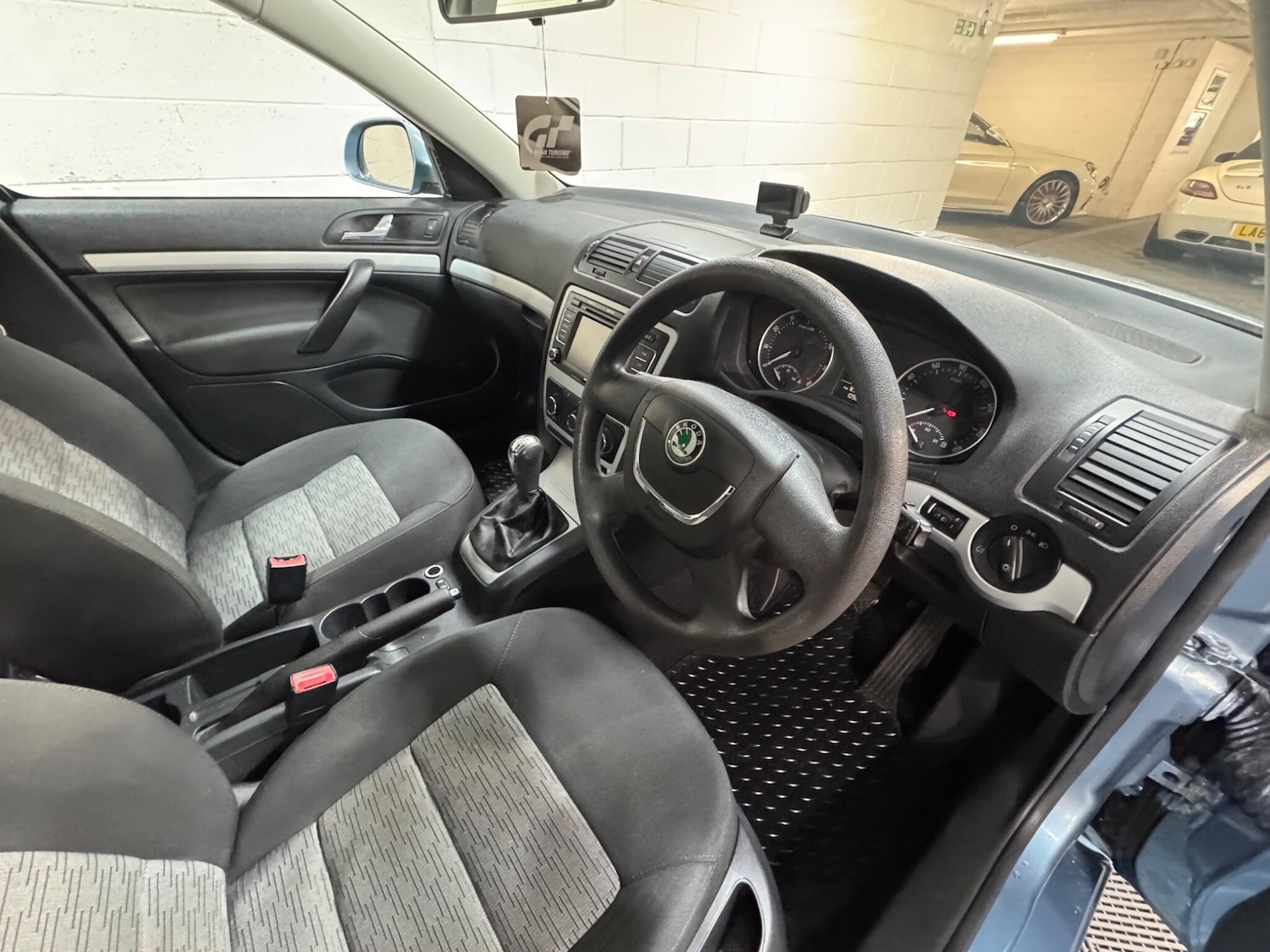 Used Skoda Octavia 2010 for sale - 77993086: Photo 9