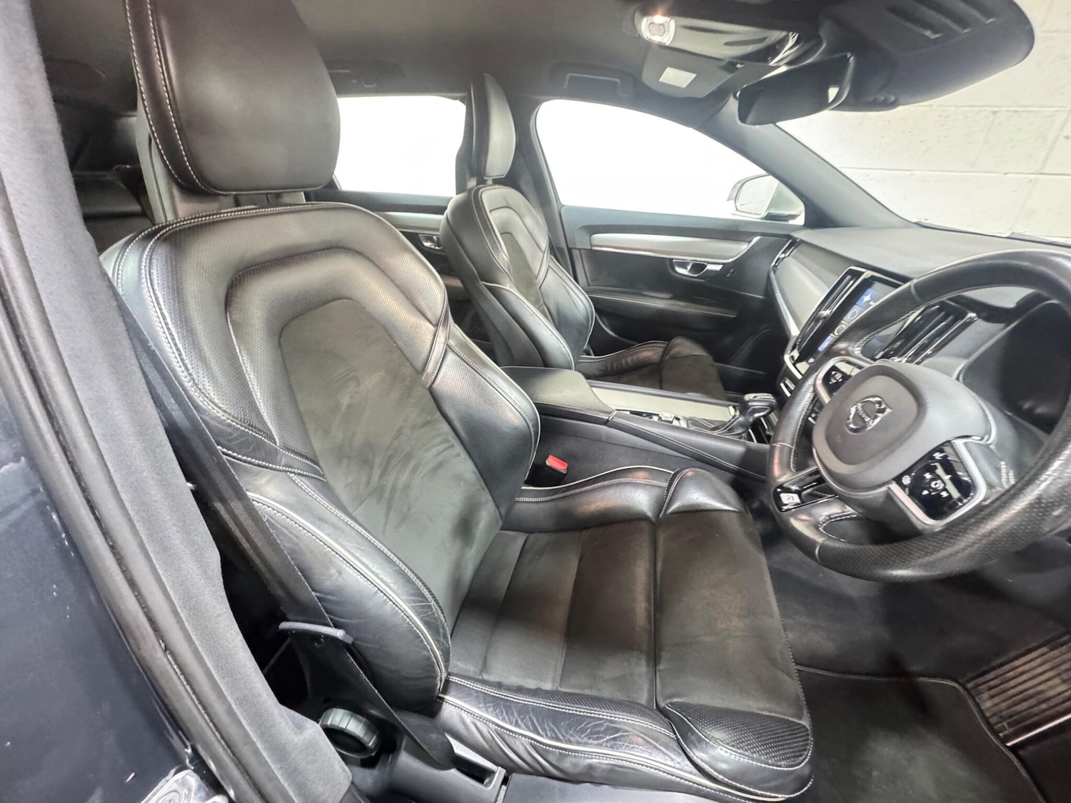 Used Volvo V90 2018 for sale - 77523836: Photo 8