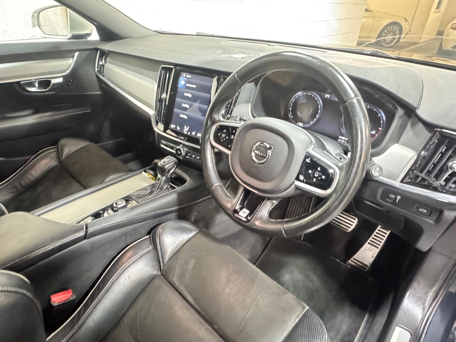 Used Volvo V90 2018 for sale - 77523836: Photo 9