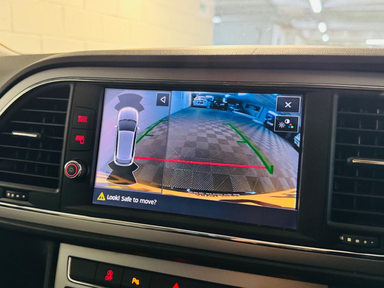 Used SEAT Leon 2018 for sale - 76388176: Photo 11