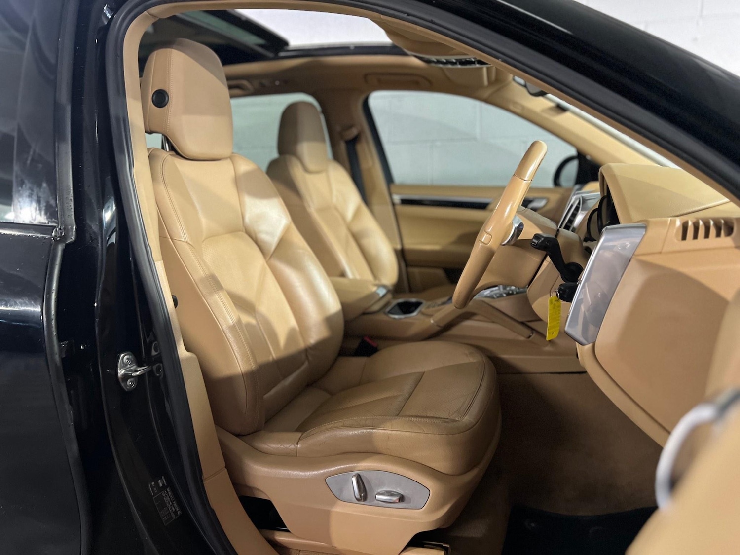 Used Porsche Cayenne 2014 for sale - 76993218: Photo 7