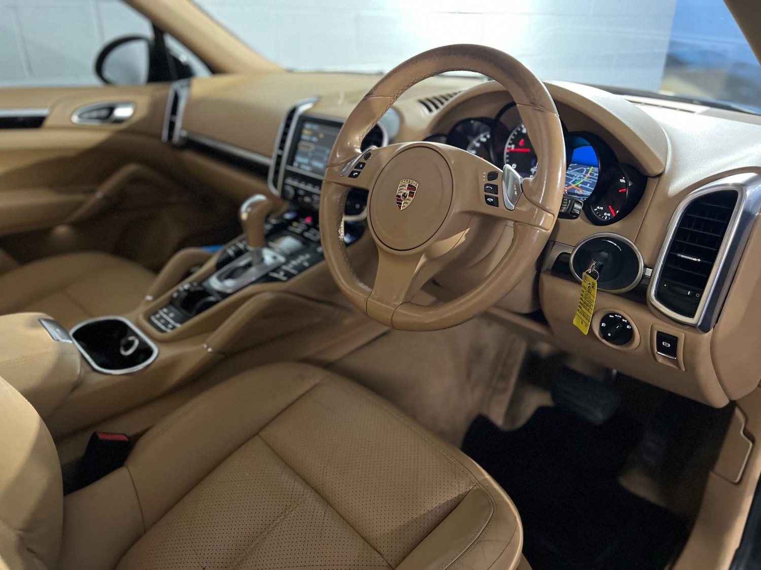 Used Porsche Cayenne 2014 for sale - 76993218: Photo 9