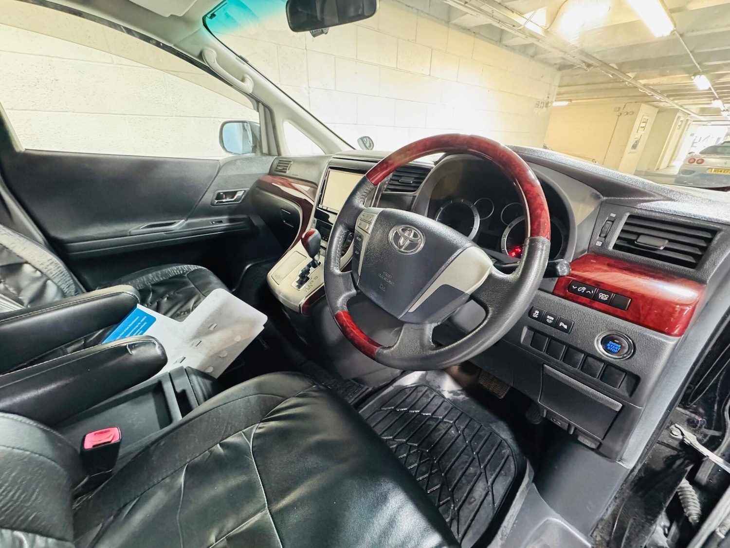 Used Toyota Vellfire for sale - 77351627: Photo 9