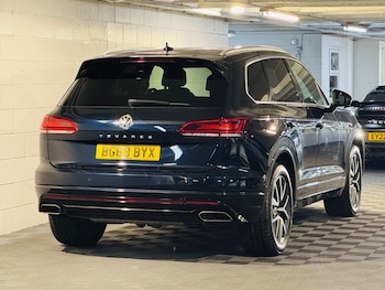 Used Volkswagen Touareg 2019 for sale - 76359989: Photo