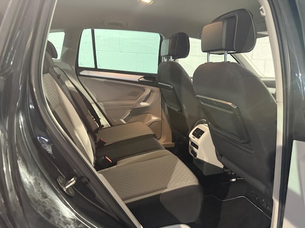 Used Volkswagen Tiguan 2018 for sale - 76136892: Photo 11