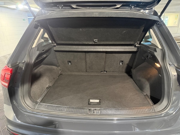 Used Volkswagen Tiguan 2018 for sale - 76136892: Photo 15