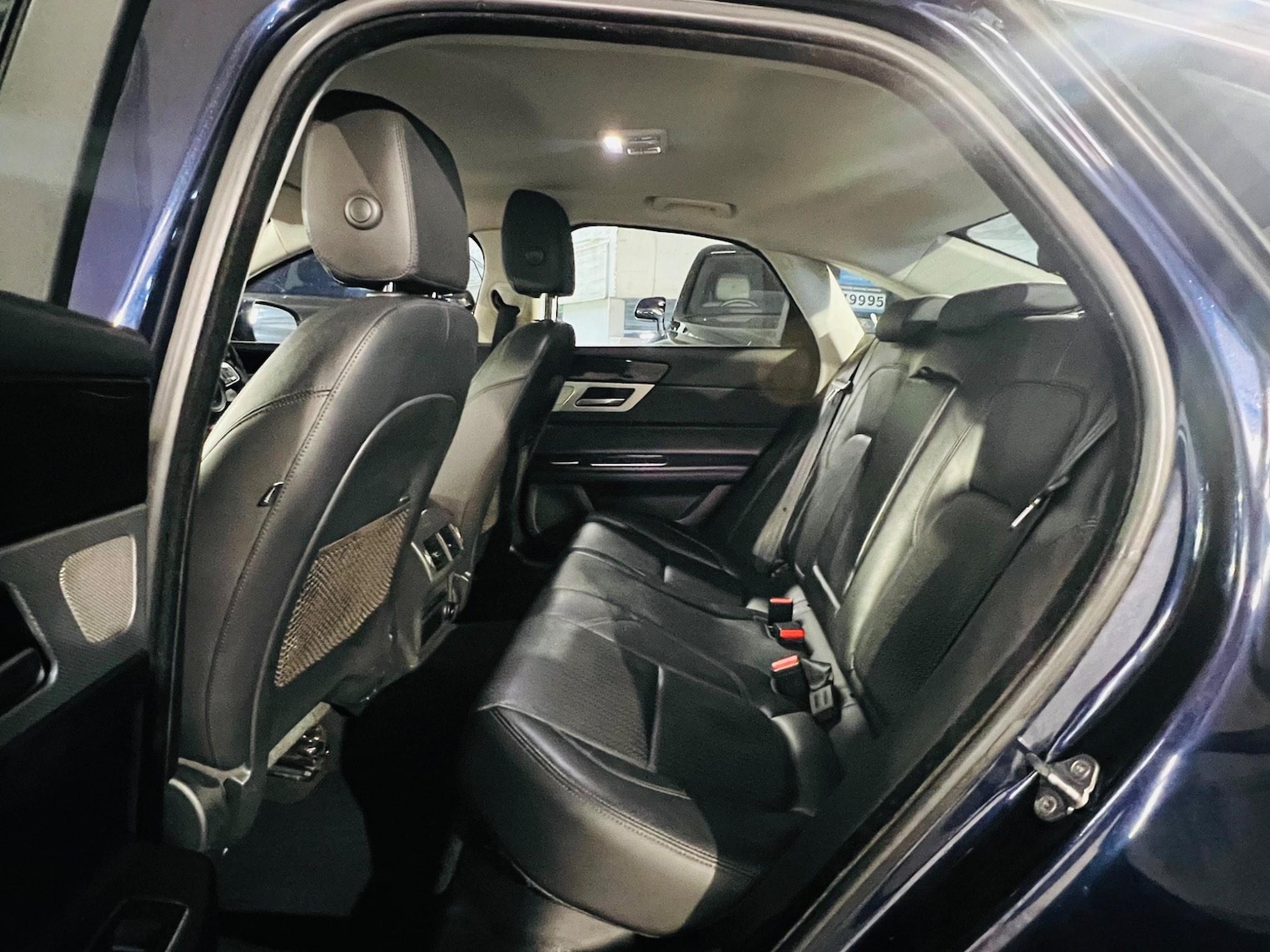 Used Jaguar XF 2016 for sale - 76994346: Photo 10