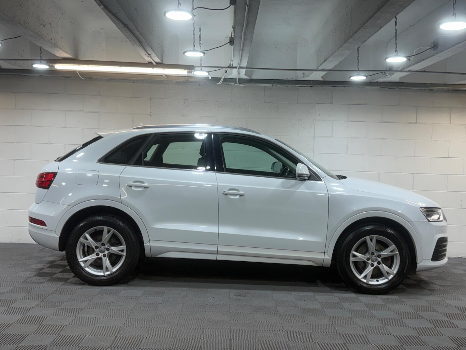 Used Audi Q3 2018 for sale - 78034585: Photo 5