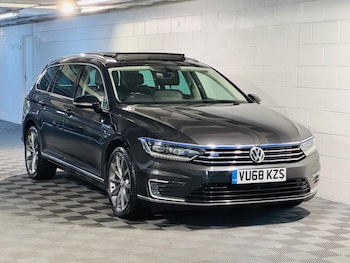 Used Volkswagen Passat 2018 for sale - 75939946: Photo