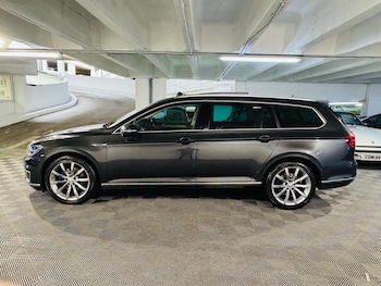 Used Volkswagen Passat 2018 for sale - 75939946: Photo
